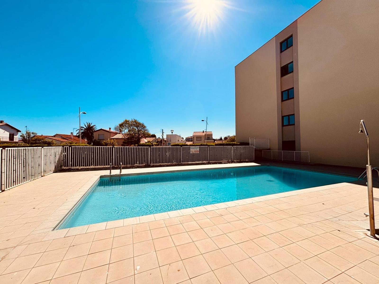 Studio Moderne Avec Parking Et Piscine- 313 カネ エクステリア 写真